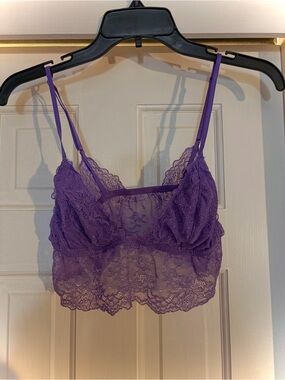 Sexy Urban Outfitters Out From Under Floral Lace Longline Bralette - Size Medium